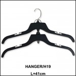 PLASTIC HANGER CLOTHES / PENYANGKUT BAJU HANGER PLASTIK (GROUP C) 10 PCS